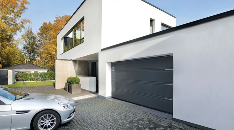 Portoni sezionali garage Brescia