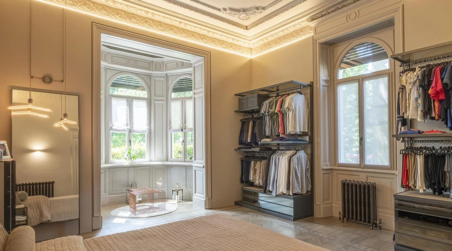 Finestra stile classico