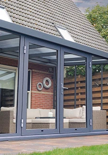 Verande Gardendreams® con porta a doppio battente